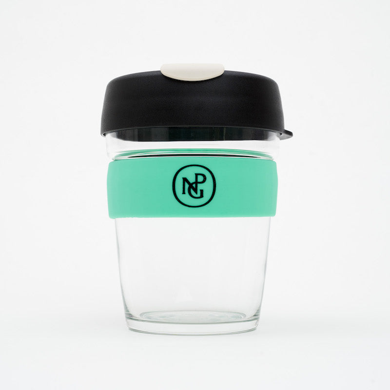 National portrait gallery branded coffee keepcup with green band and printed logo.