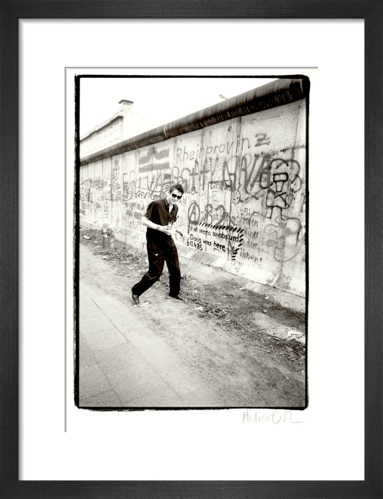 Shane macgowan portrait print (art print, small, black frame)