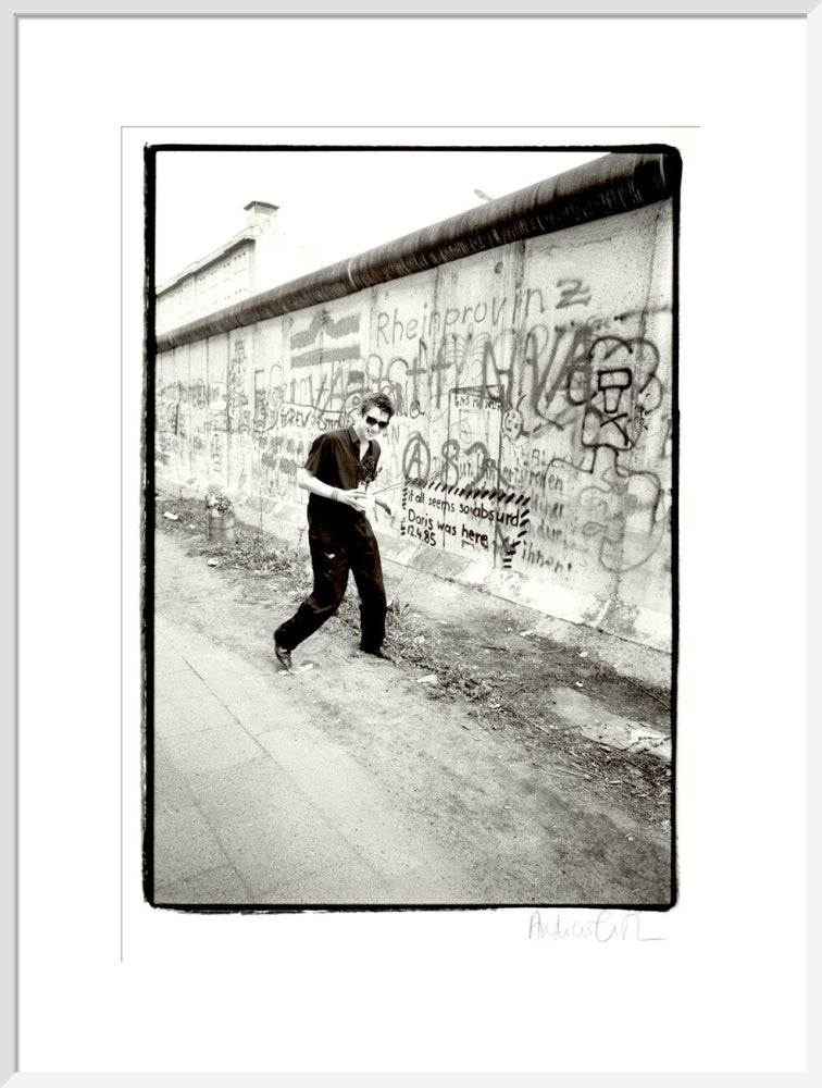 Shane macgowan portrait print (art print, extra large, white frame)