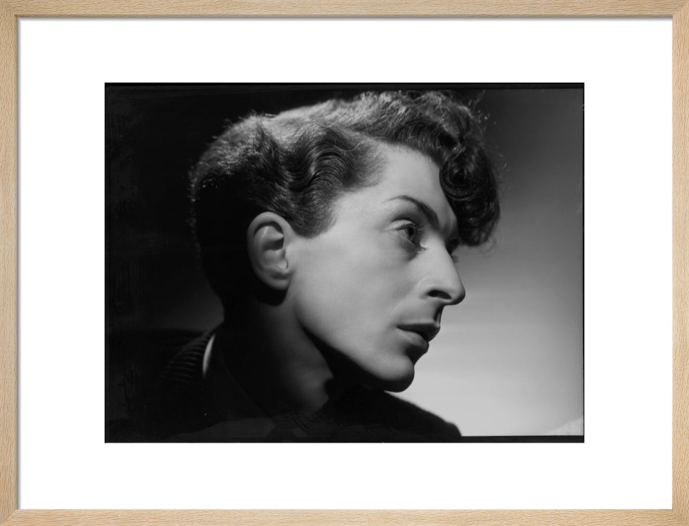 Quentin crisp portrait print (art print, medium, natural frame)