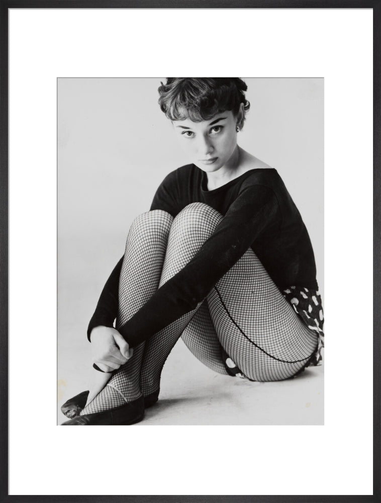 Audrey hepburn in costume for 'the secret people' portrait print (art print, extra large, black frame frame)