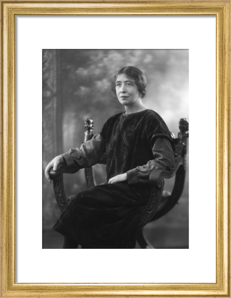 Sylvia pankhurst portrait print (art print, small, gold frame)