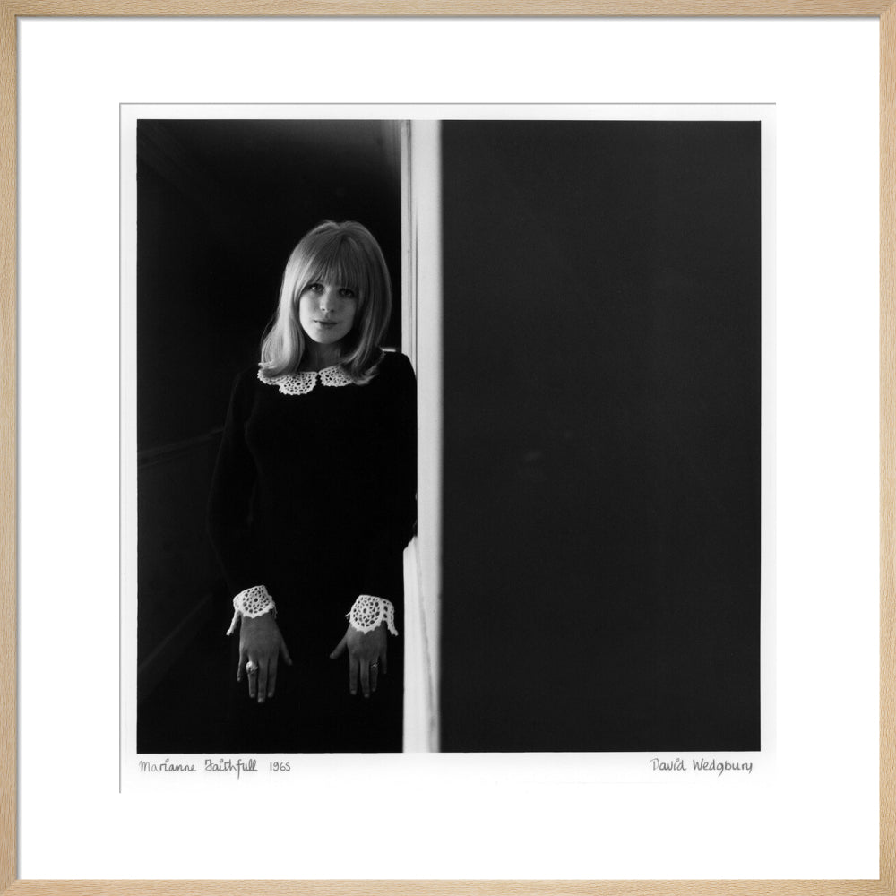 Marianne faithfull portrait print (art print, large, natural frame)