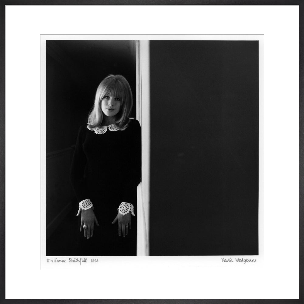 Marianne faithfull portrait print (art print, extra large, black frame)
