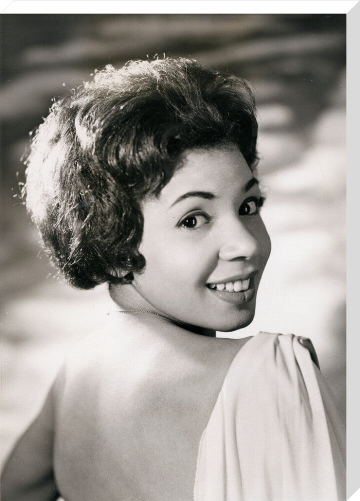 Shirley bassey portrait print (stretched canvas, extra large, no frame)