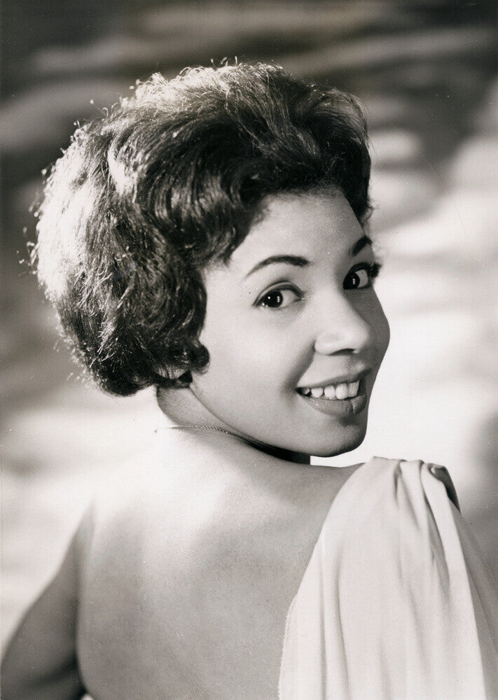 Shirley bassey portrait print