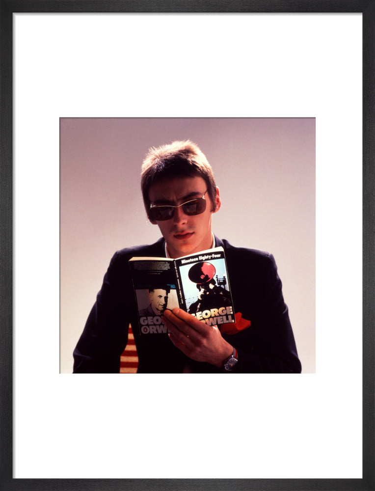 Paul weller portrait print (art print, medium, black frame)