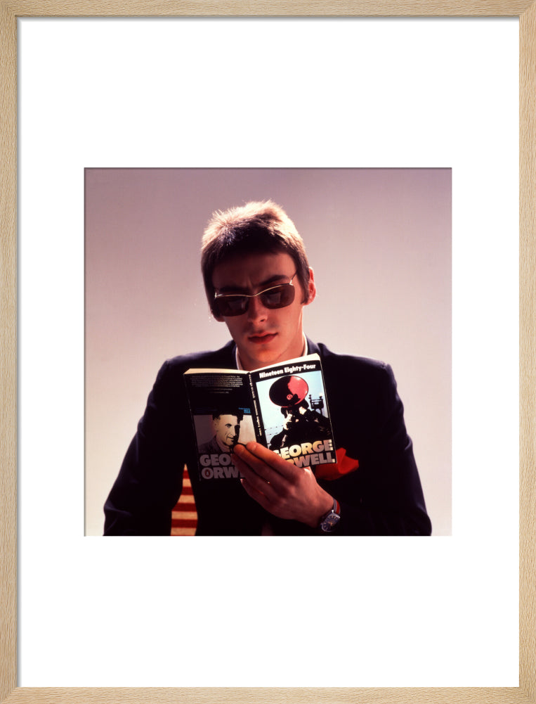 Paul weller portrait print (art print, medium, natural frame)