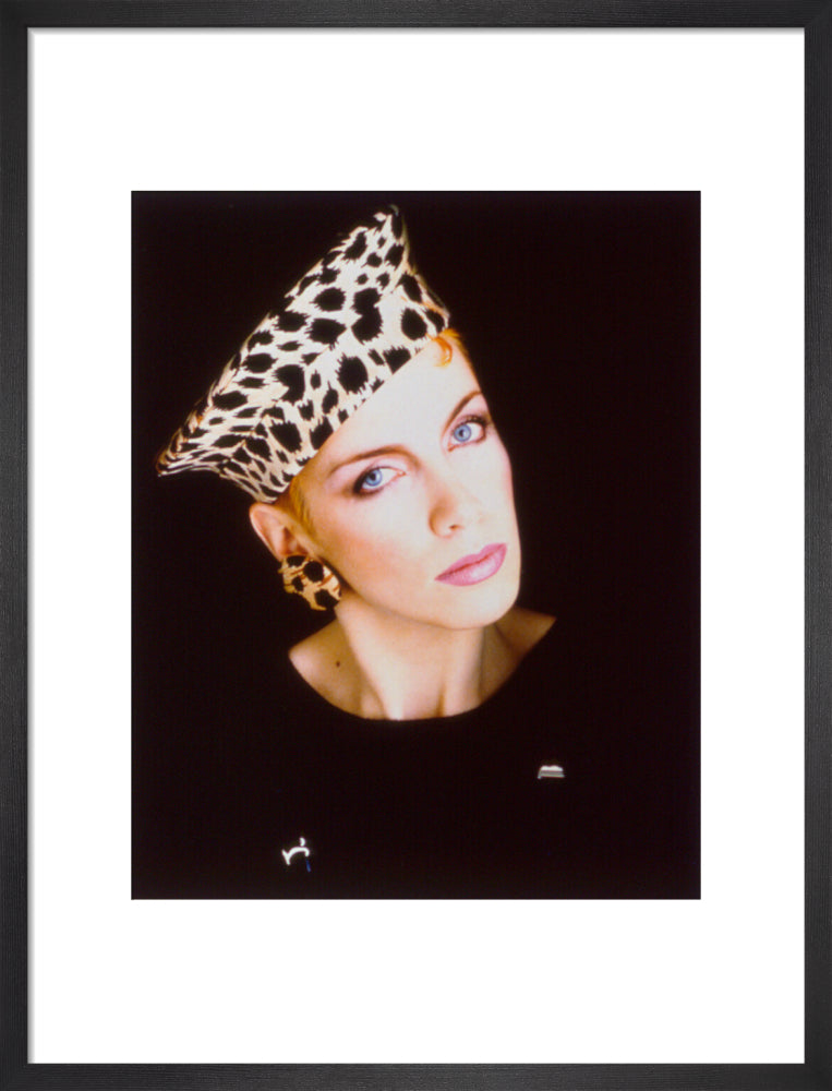 Annie lennox portrait print (art print, medium, black frame frame)