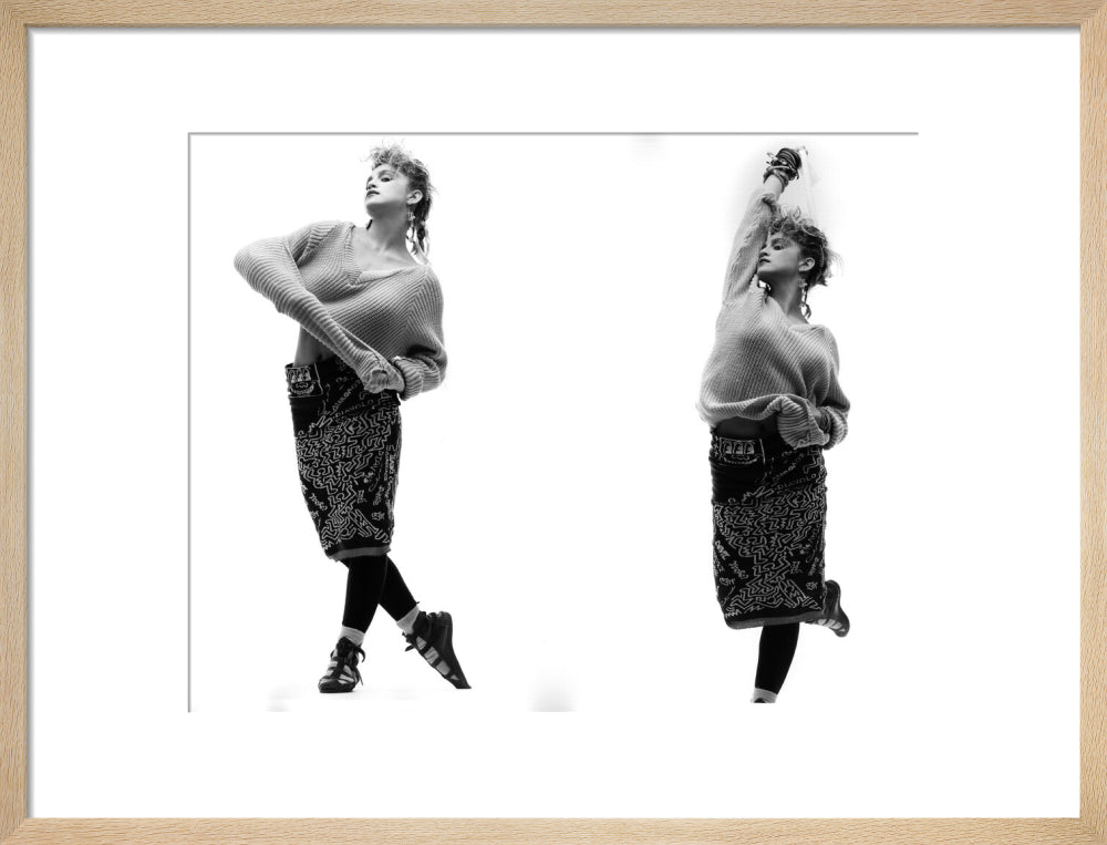 Madonna portrait print (art print, medium, natural frame)