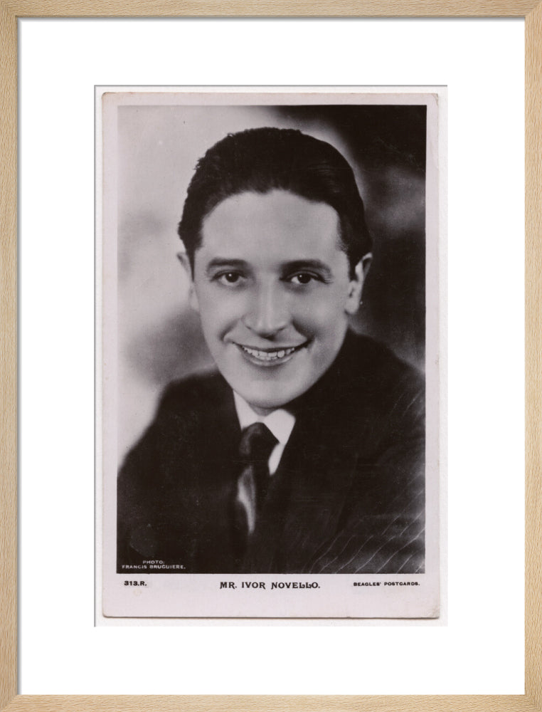 Ivor novello portrait print (art print, medium, natural frame)