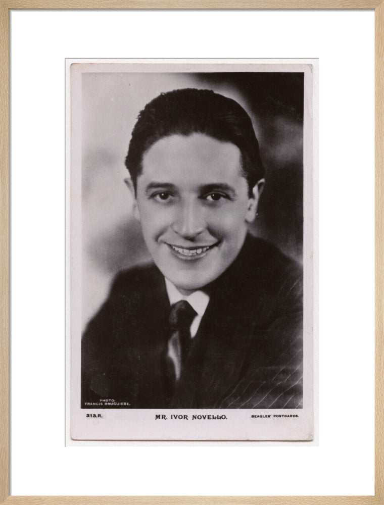 Ivor novello portrait print (art print, large, natural frame)