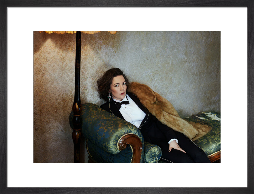 Olivia colman portrait print (art print, medium, black frame)