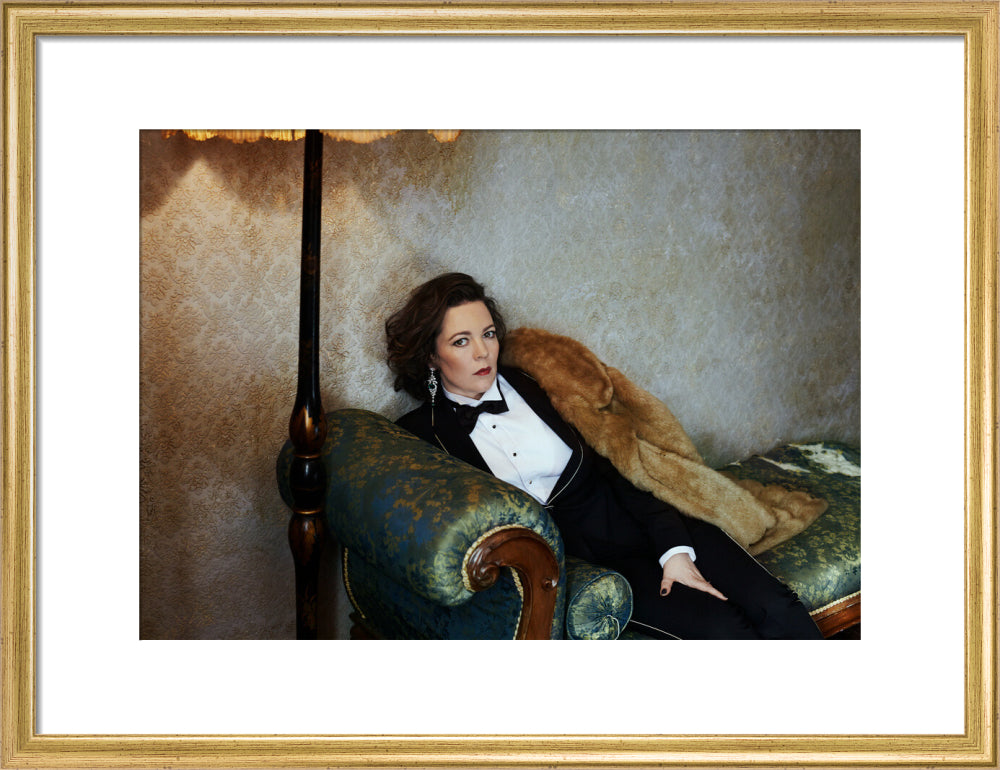 Olivia colman portrait print (art print, medium, gold frame)