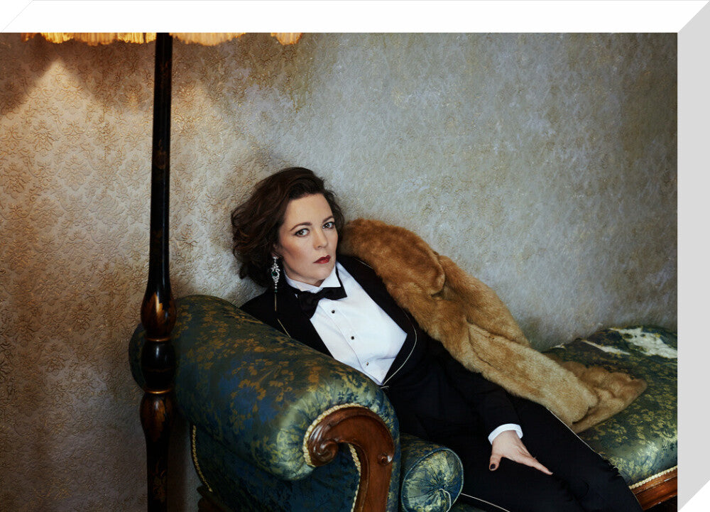 Olivia colman portrait print (stretched canvas, medium, no frame)