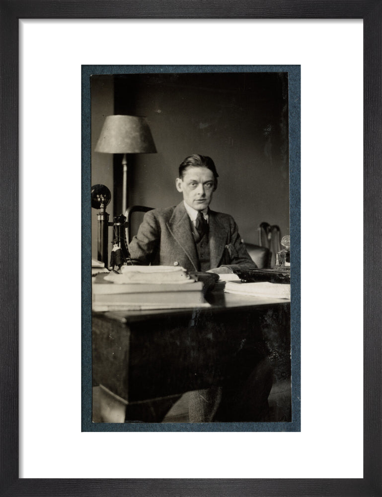 Si 1051651_ihcm 32.00_iwcm 19.12_fls 880229l.tif_fts 880229t.tif_mc ffffff_fwcm 1.60_tmwcm 4.00_bmwcm 4.00_lmwcm 5.44_rmwcm 5.44_maxdim 1000_en_external___iar 1