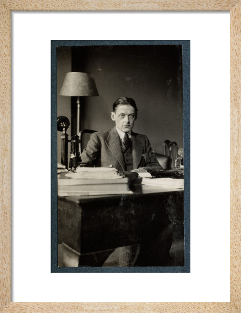 T.s. eliot portrait print (art print, small, natural frame)