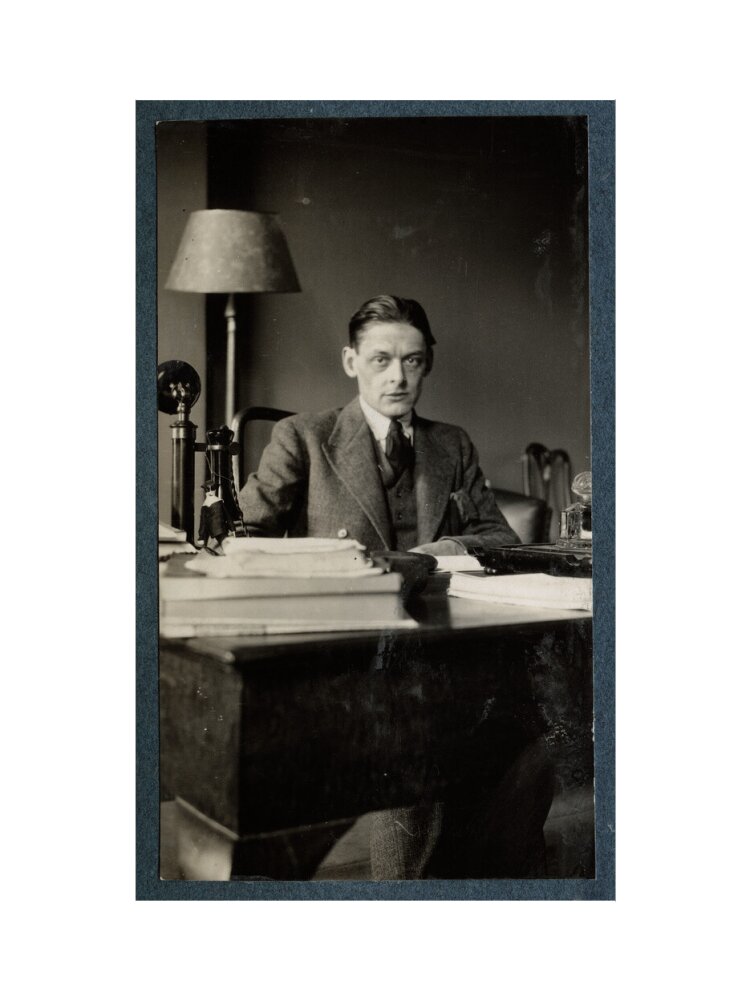 T.s. eliot portrait print (art print, small, no frame)