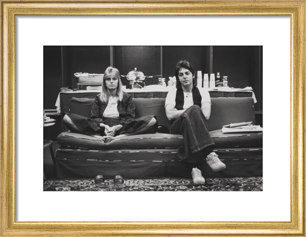 Linda mccartney; paul mccartney portrait print (art print, small, gold frame)