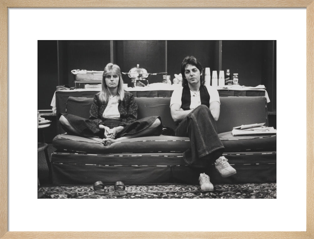Linda mccartney; paul mccartney portrait print (art print, medium, natural frame)