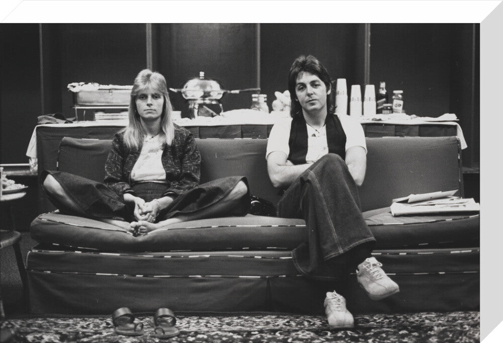 Linda mccartney; paul mccartney portrait print (stretched canvas, medium, no frame)