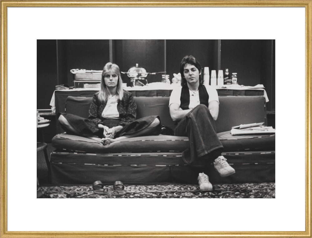 Linda mccartney; paul mccartney portrait print (art print, extra large, gold frame)