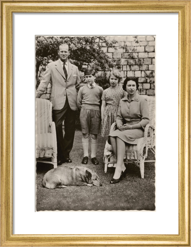 Si 1051670_ihcm 32.00_iwcm 22.00_fls 880242l.tif_fts 880242t.tif_mc ffffff_fwcm 2.30_tmwcm 4.00_bmwcm 4.00_lmwcm 4.00_rmwcm 4.00_maxdim 1000_en_external___iar 1