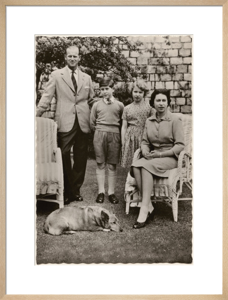 Si 1051670_ihcm 64.00_iwcm 44.00_fls 880600l.tif_fts 880600t.tif_mc ffffff_fwcm 1.50_tmwcm 8.00_bmwcm 8.00_lmwcm 8.00_rmwcm 8.00_maxdim 1000_en_external___iar 1