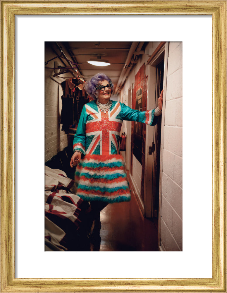 Barry humphries as dame edna everage portrait print (art print, small, gold frame frame)