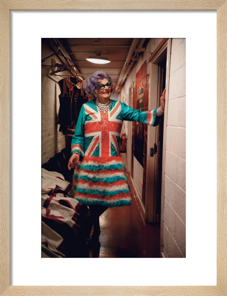 Barry humphries as dame edna everage portrait print (art print, small, natural frame frame)