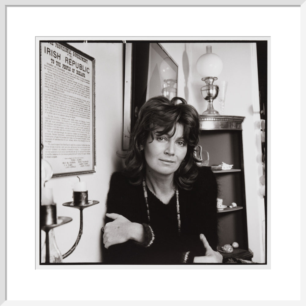 Si 1051710_ihcm 63.30_iwcm 64.00_fls 880231l.tif_fts 880231t.tif_mc ffffff_fwcm 1.50_tmwcm 8.35_bmwcm 8.35_lmwcm 8.00_rmwcm 8.00_maxdim 1000_en_external___iar 1