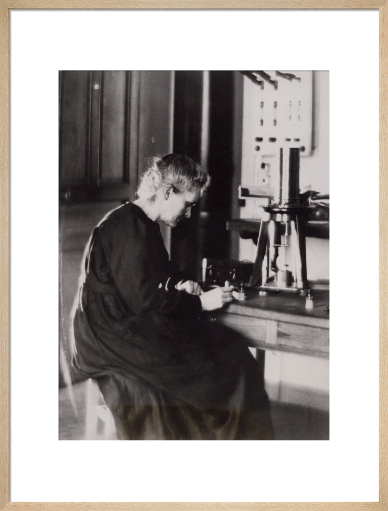 Marie curie portrait print (art print, large, natural frame)