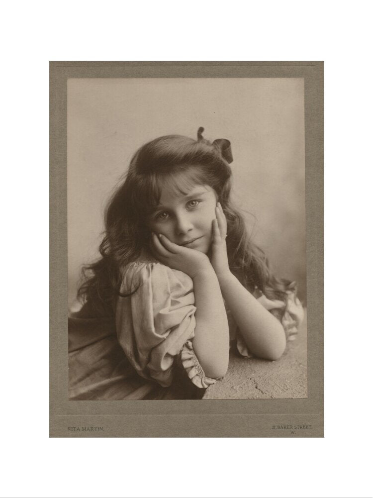 Queen elizabeth, the queen mother portrait print (art print, extra large, no frame)