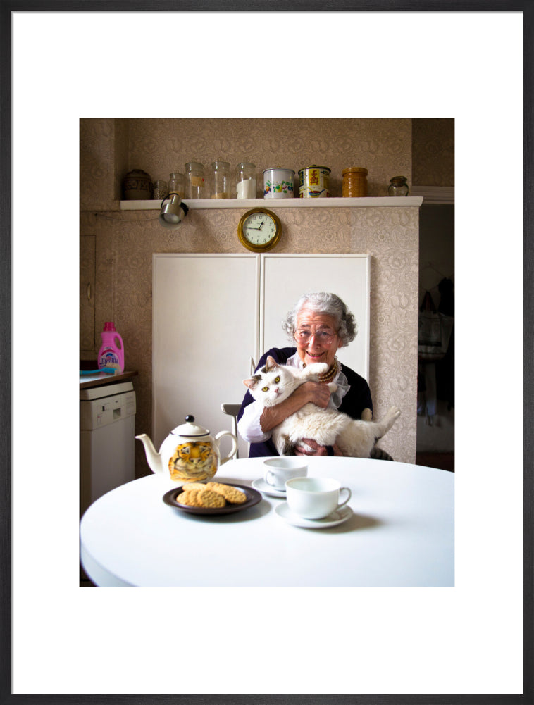 Judith kerr with her cat katinka portrait print (art print, extra large, black frame)