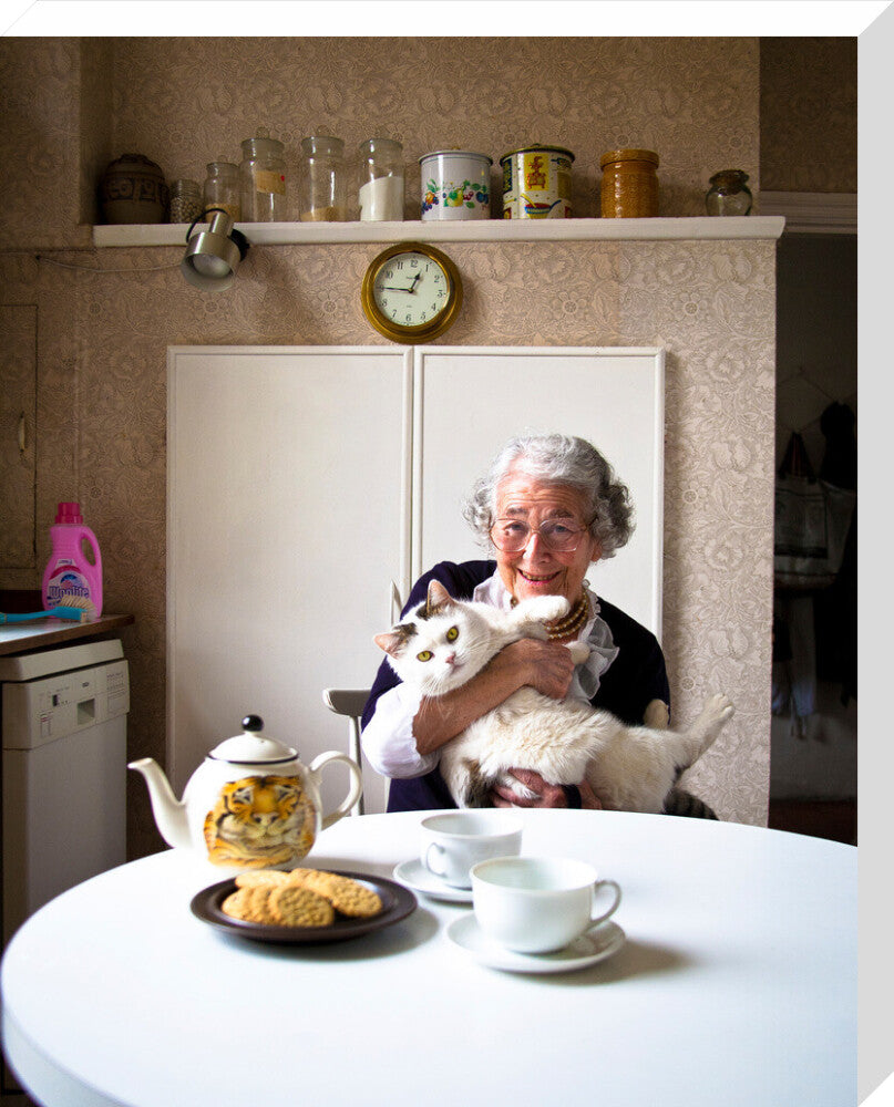 Judith kerr with her cat katinka portrait print (stretched canvas, large, no frame)