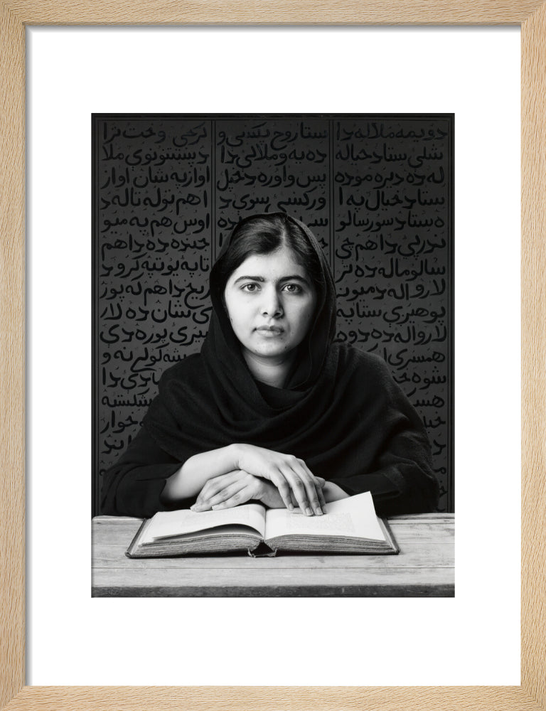 Malala yousafzai portrait print (art print, small, natural frame)