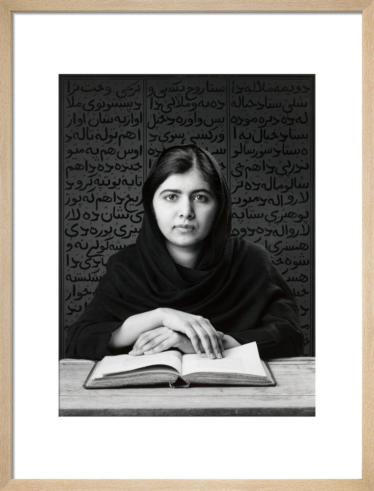 Malala yousafzai portrait print (art print, medium, natural frame)
