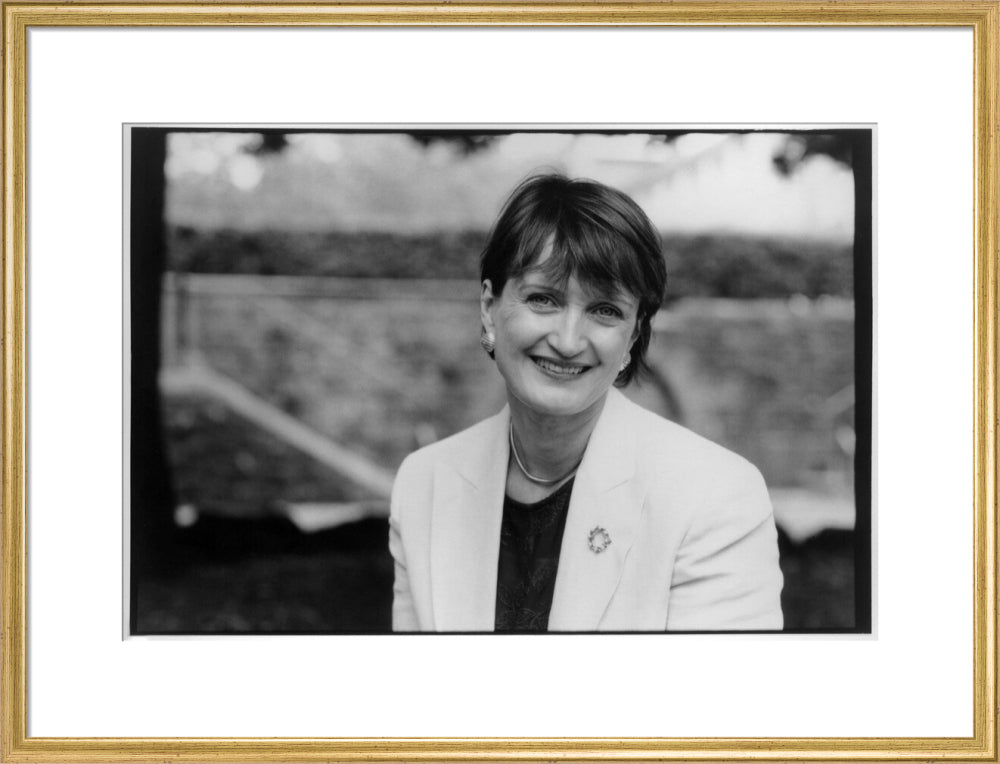 Si 1051822_ihcm 43.89_iwcm 64.00_fls 880242l.tif_fts 880242t.tif_mc ffffff_fwcm 2.30_tmwcm 8.05_bmwcm 8.05_lmwcm 8.00_rmwcm 8.00_maxdim 1000_en_external___iar 1