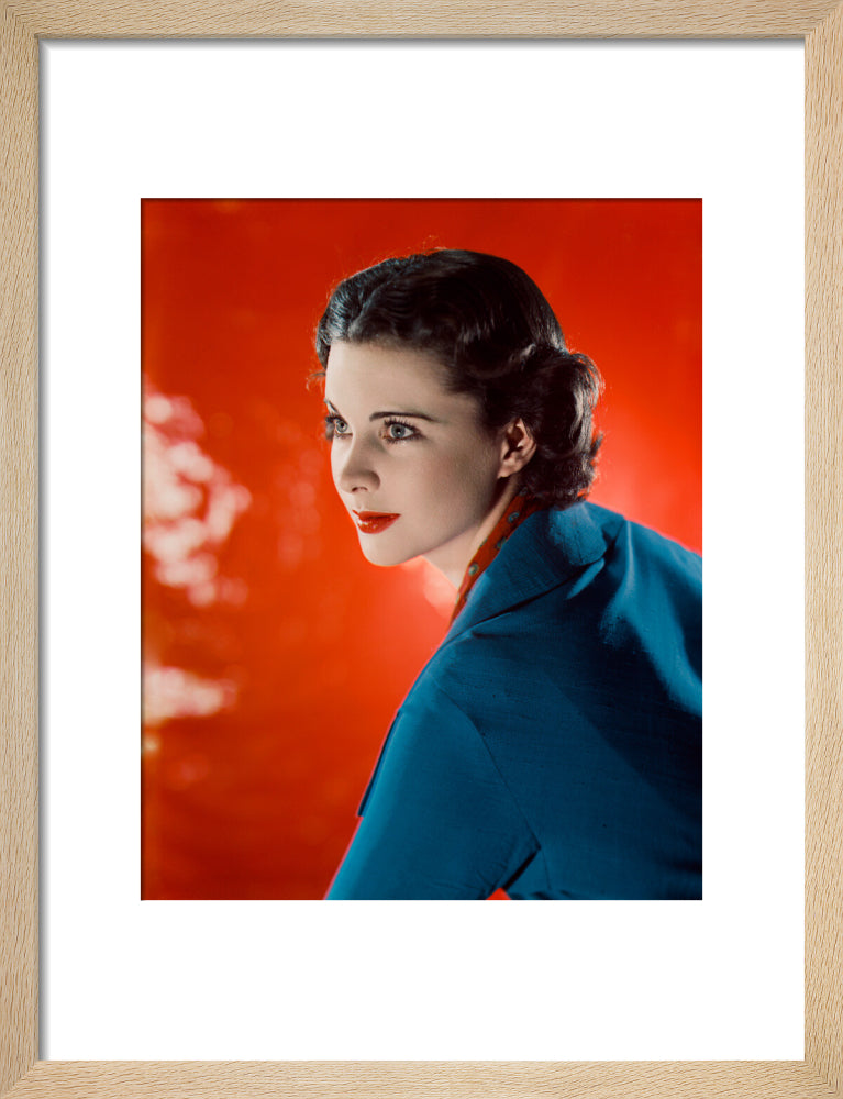 Vivien leigh portrait print (art print, small, natural frame)