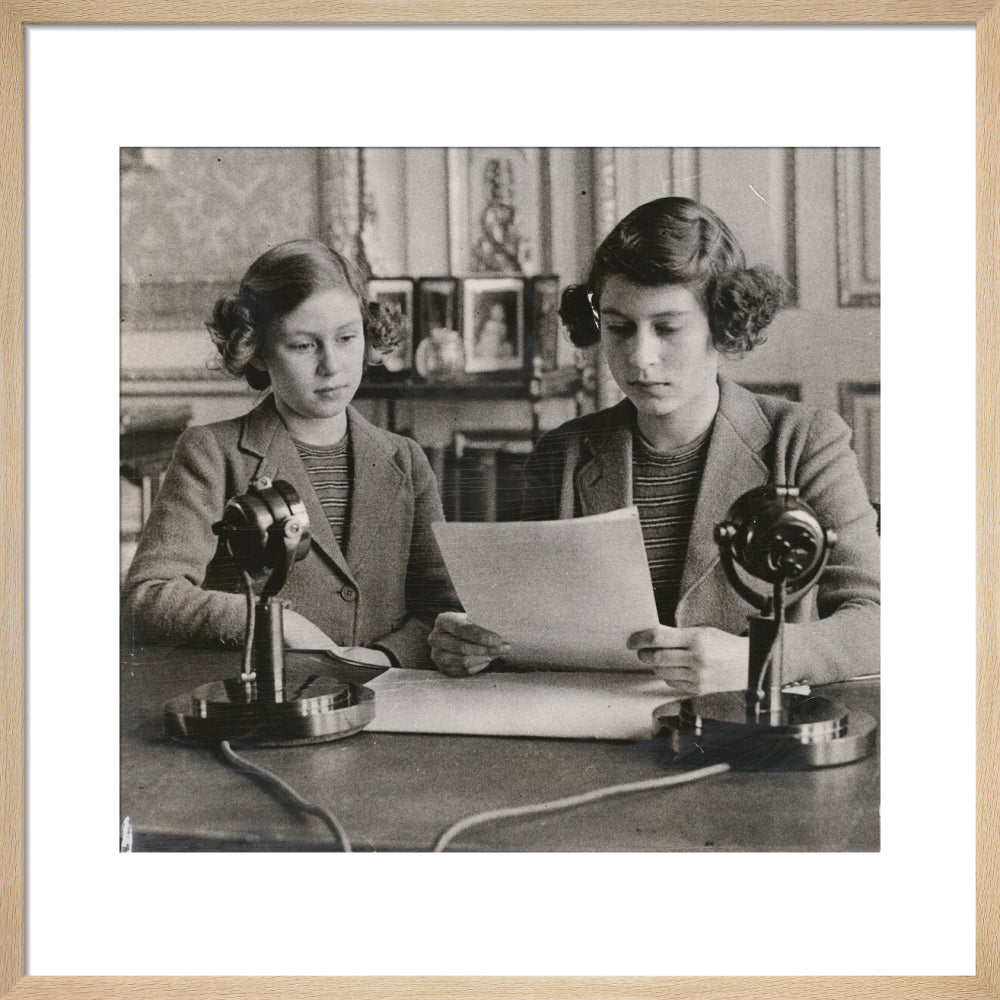 Princess margaret; queen elizabeth ii portrait print (art print, medium, natural frame)