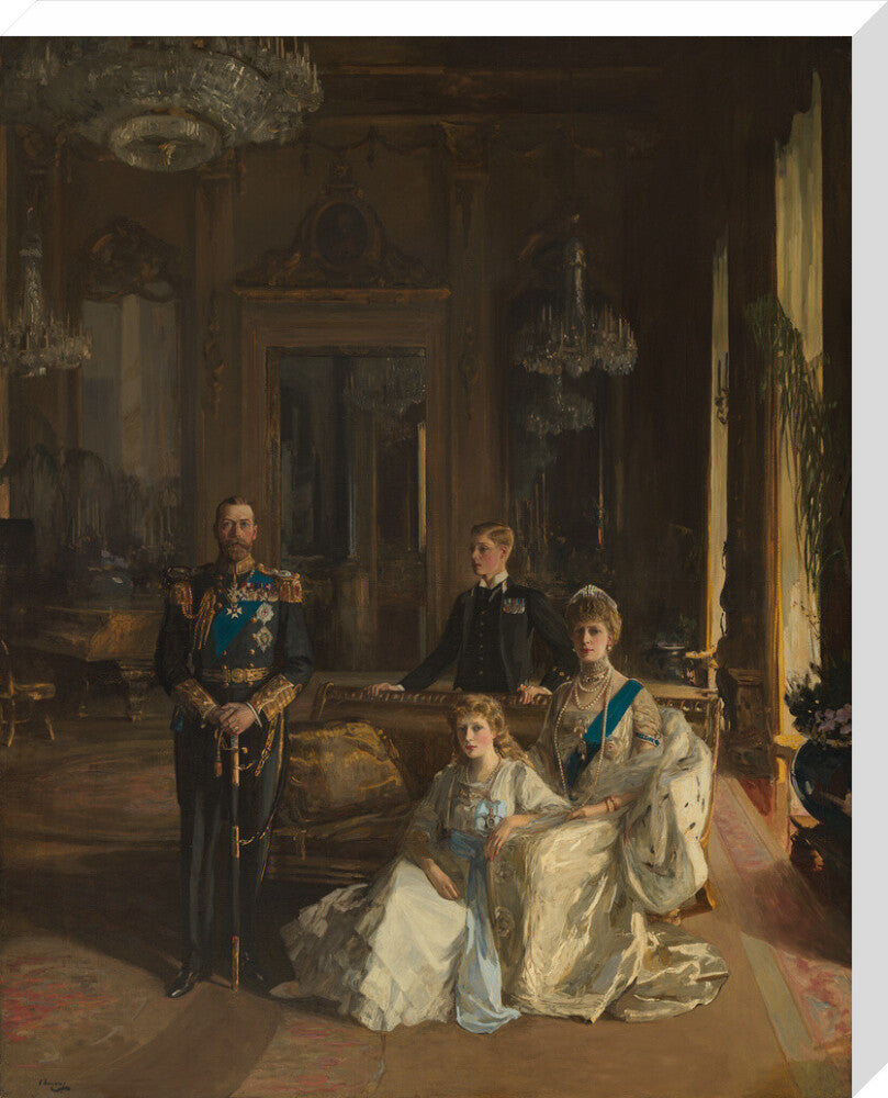 The royal family at buckingham palace, 1913 portrait print (stretched canvas, large, no frame)