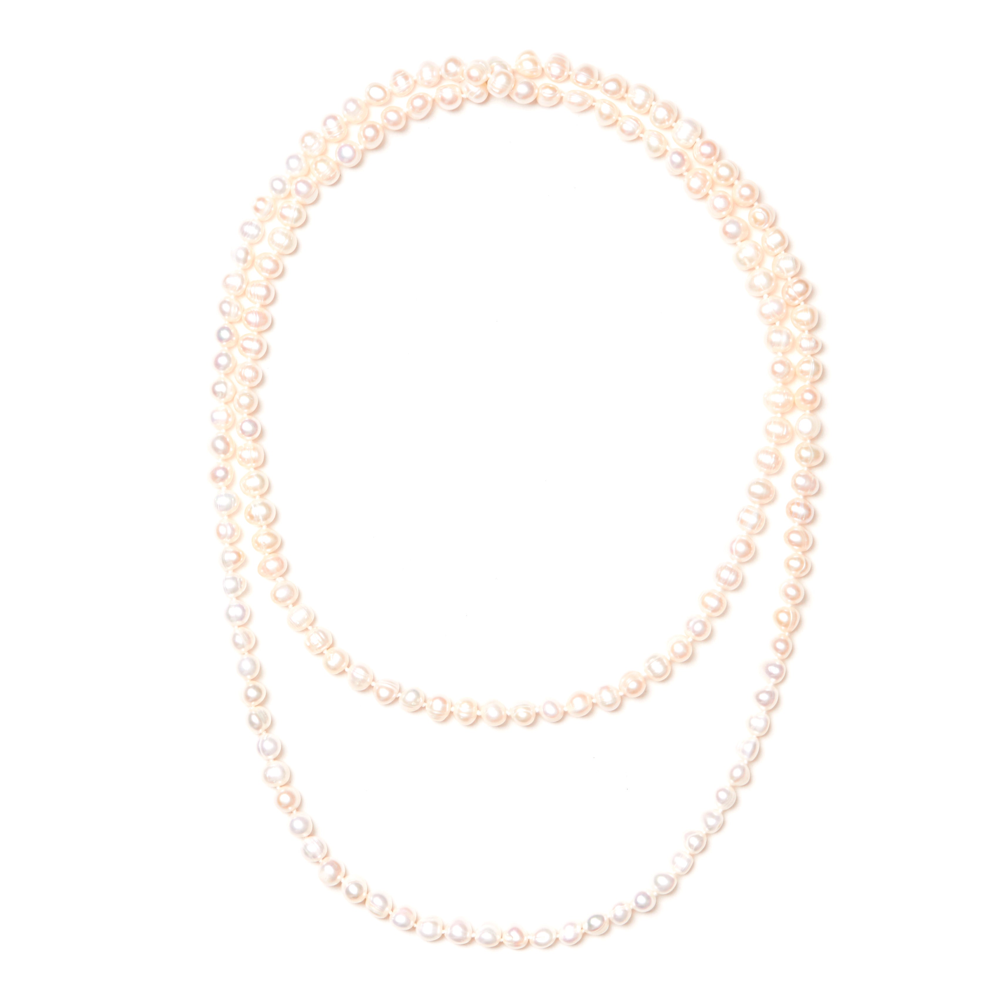 Long pearl necklace