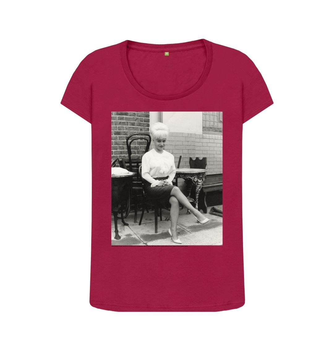 Cherry dame barbara windsor women's scoop neck t shirt
