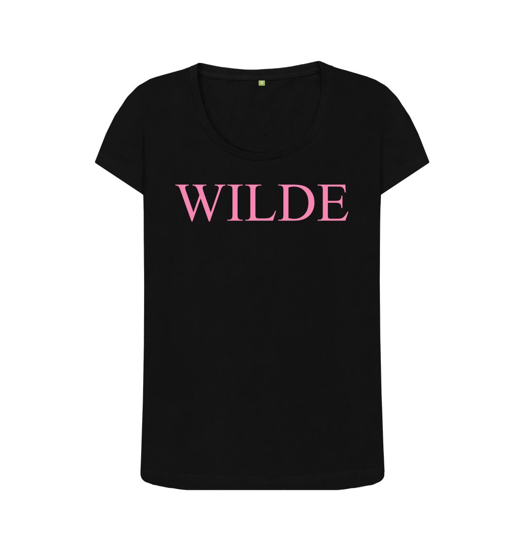 Black wilde women's scoop neck t shirt