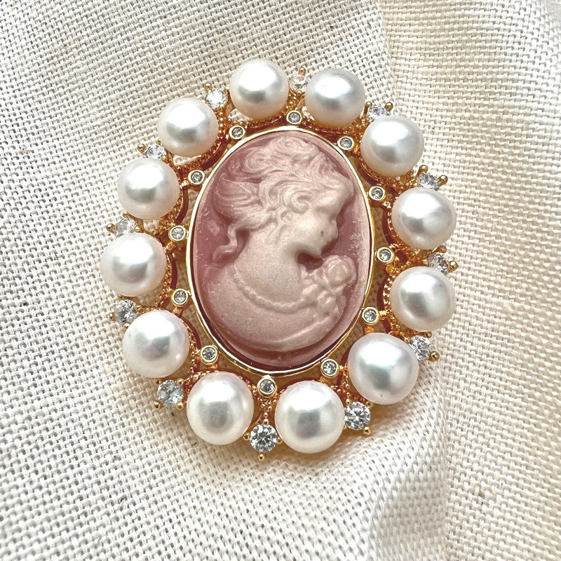 Cameo brooch with pearls inspired by queen elizabeth ii's jewellery for her platinum jubilee collection at the national portrait gallery