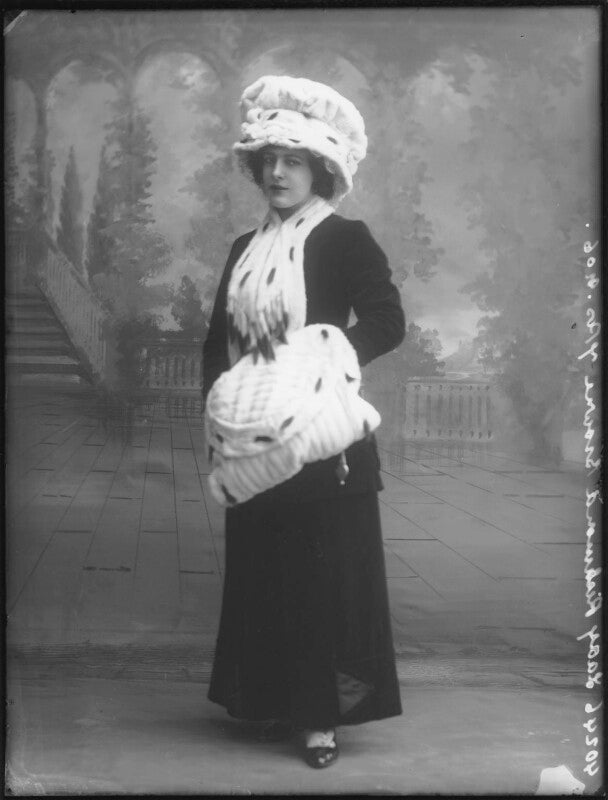 Lilian mabel alice ('mabs') (née roussel), lady richmond brown npg x81048