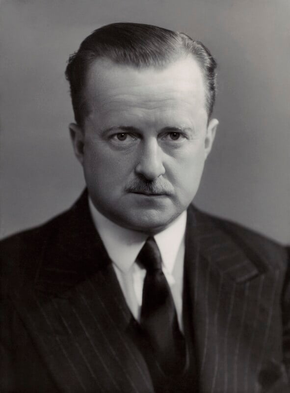 (alfred) duff cooper, 1st viscount norwich npg x84102