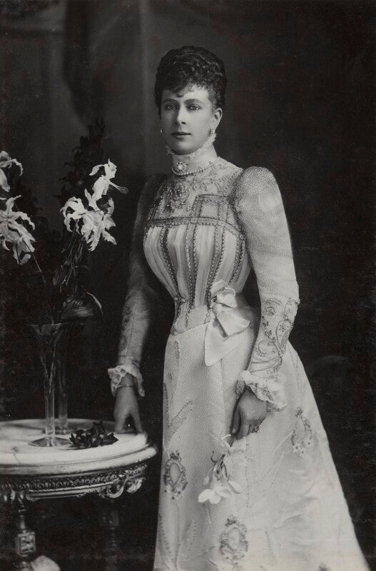 Queen mary npg ax26432