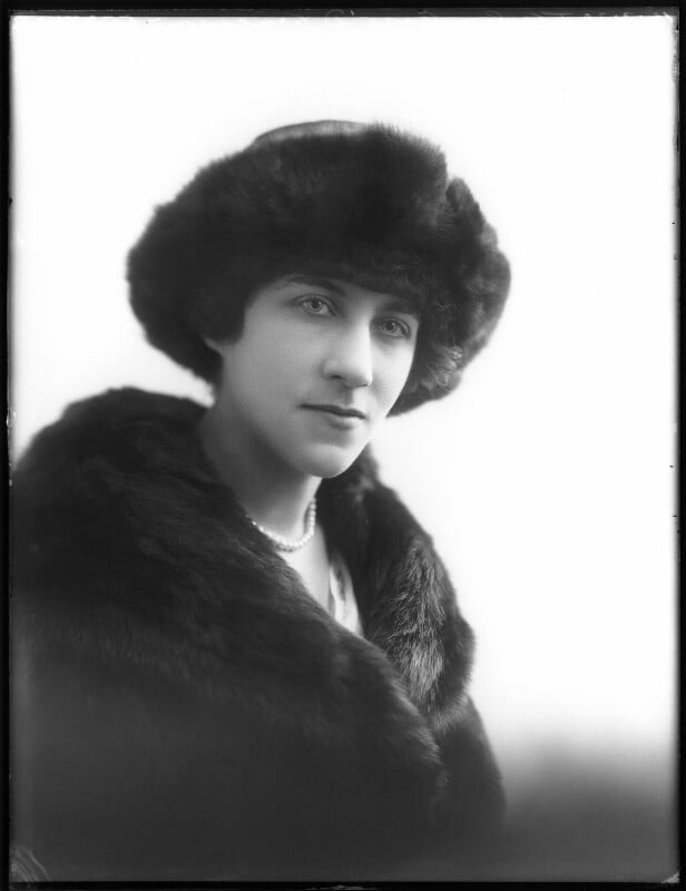 Isabelle, comtesse d'ormesson npg x120326