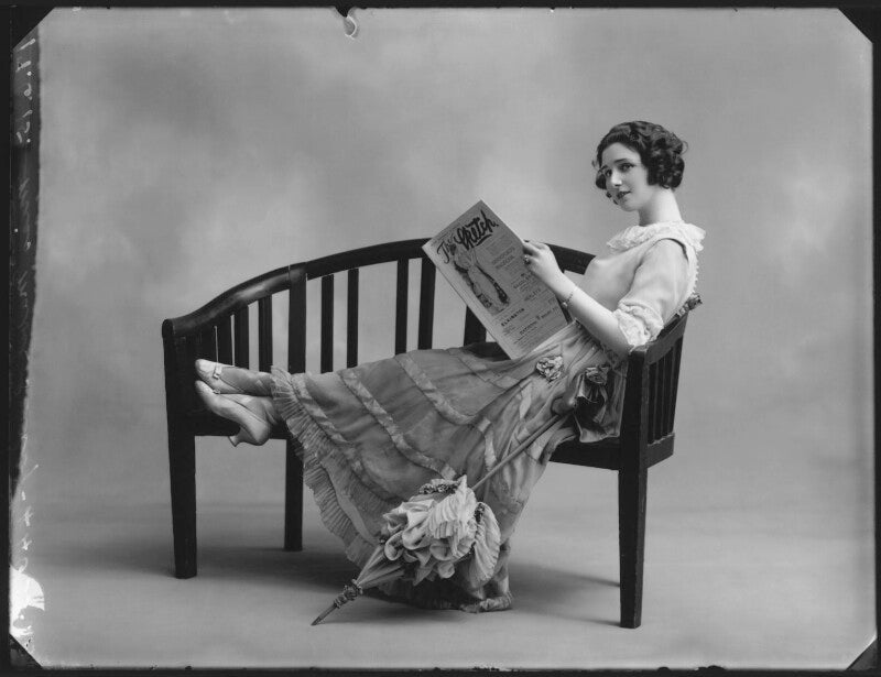 Mabel sealby as estelle (head model at jotte's) in 'betty' npg x80703